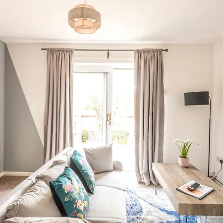 Temple Wall - Contractors, Families - Free Parking By Prescott Apartments *