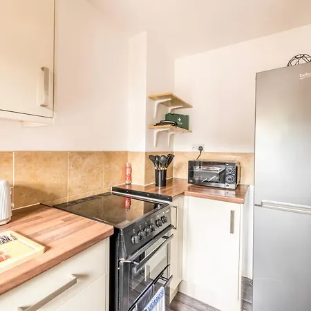 Holiday home Temple Wall - Contractors, Families - Free Parking By Prescott Apartments *